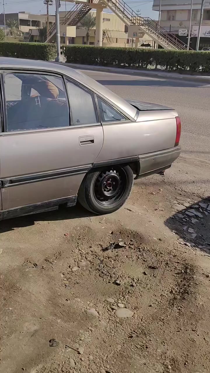 ابول للبيع كير ومكينه كفاله سنويه ل 27 السعر 17 العنوان البصره قضاء المدينه للاستفسار ***********
