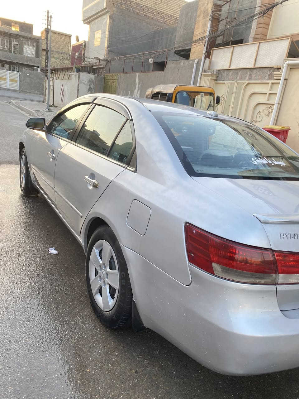 سلام عليكم
سوناتا 2008 وارد أمريكي 

مكينة 2.4 ”دوش ” 
تبريد منقص غاز ما يشتغل 

حادثه قبق صندوك وبالعراق جاملغ خلفي بدون دواخل " صبغ حزام " 

فتحة سقف 
تحكم ستيرن 
شاشة كارب بلي 
سيارة بسمنه تحويل ثاني يوم 

كير مكينة على الفحص 
‏سعر 88 وبيها مجال 

مكاني بغداد الحسينيه راشدية
***********
