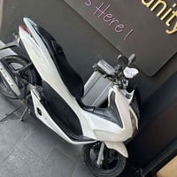 دراجة pcx جيل اول موديل ٢٠١٦ نظيفة  اوراق  مكانها بغداد ابو غريب  سعره...