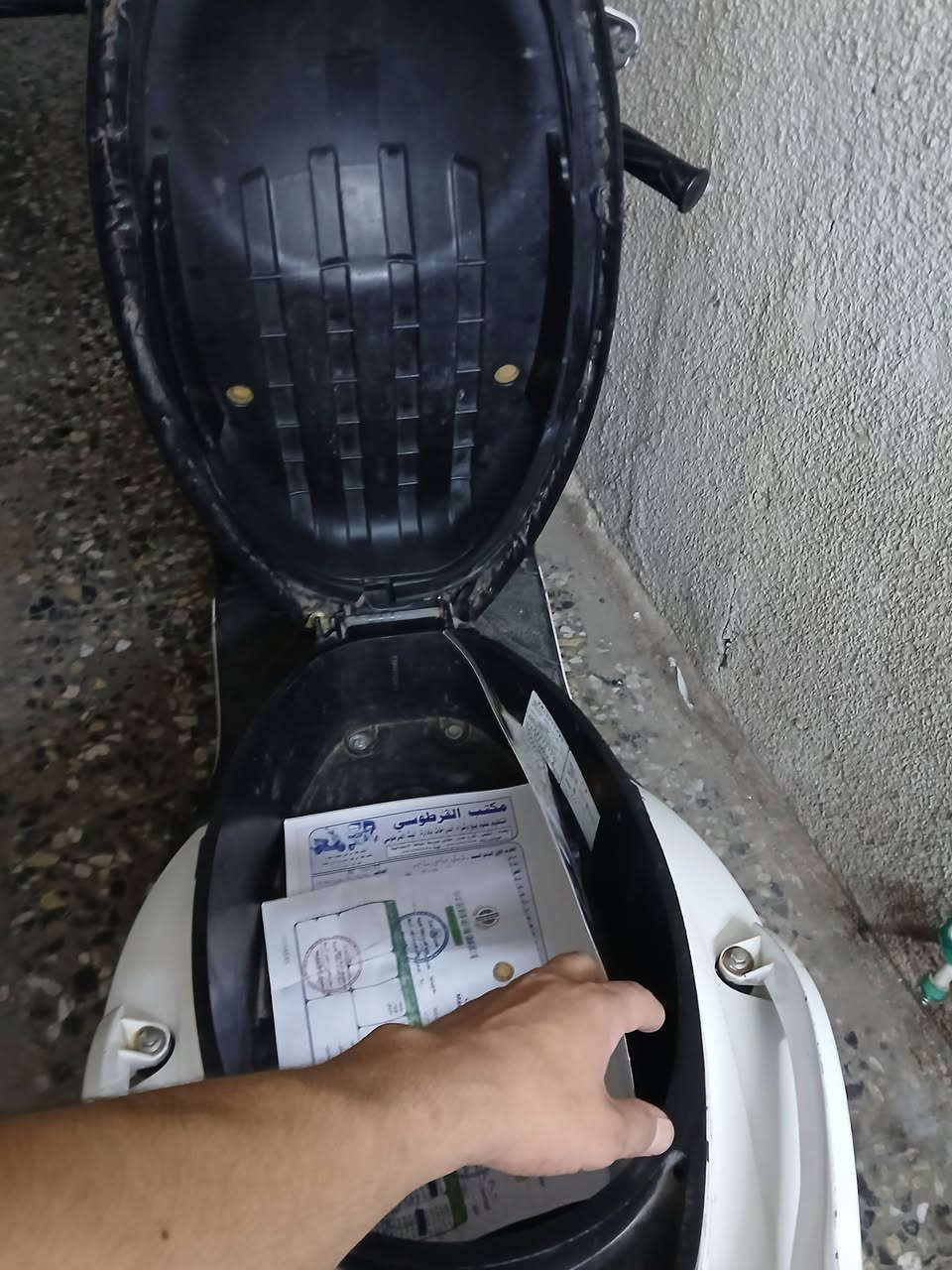 سلام عليكم
سكنس فحل للبيع كابريتر كهربائيات شغالة كلها نضيفة وحلوة مكينة ما مفتوحة جديدة شلعة معدل 
السعر 700 

مكاني بغداد الشعب شارع الصحة 

واتساب ***********
او خاص
