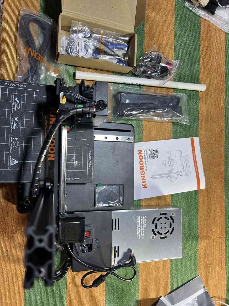 العنوان: للبيع طابعة Kingroon KP3S 3D بحالة ممتازة (شبه جديدة)
المميزات والمواصفات:
• الموديل: Kingroon KP3S 3.0.
• الحالة: نظيفة جداً وبحالة ممتازة، كاملة مع كافة الملحقات.
• سهولة الاستخدام: تحتوي على شاشة تعمل باللمس ونظام معايرة (Leveling) سهل جداً.
• الملحقات: متوفر معها دليل الاستخدام الأصلي، قطع الغيار، والأدوات الخاصة بها.
• نظام الطباعة: تدعم الطباعة عبر SD Card، ويمكن ربطها بالموبايل عن طريق (OTG) أو إضافة قطعة WiFi.
التواصل:
للمزيد من المعلومات أو الاستفسار، يرجى التواصل عبر الواتساب:
📞 ***********
