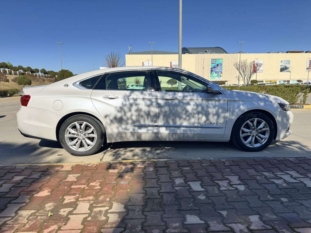 السلام عليكم
امبالا Ltz 2016
بساتم اكاديا
كير محرك كهربائيات كل خلل مابيها
صدر تايرات حدادية غرفة كلها تمام
مواصفاتها رادار امامي حساسات خلفية تحديد مسار نقطة عمياء
كشنات كهرباء وخزة
تدفئة وتبريد بالكشنات وتدفئة بالستيرن 
لايتات زارع عدسات كورلا
ويل 18 بلادي
سماعات boss وشاشة لمس تدعم كاربلاي وقاصة
مابيها اي نقص او اي عطل
حادثها مبين بالصور بابين وجاملغ خفيف 
السيارة موجودة بالسليمانية ورقمها بغداد باسمي وسنويتها ماساقطة 
رقمي ***********
سعر البيع 130
