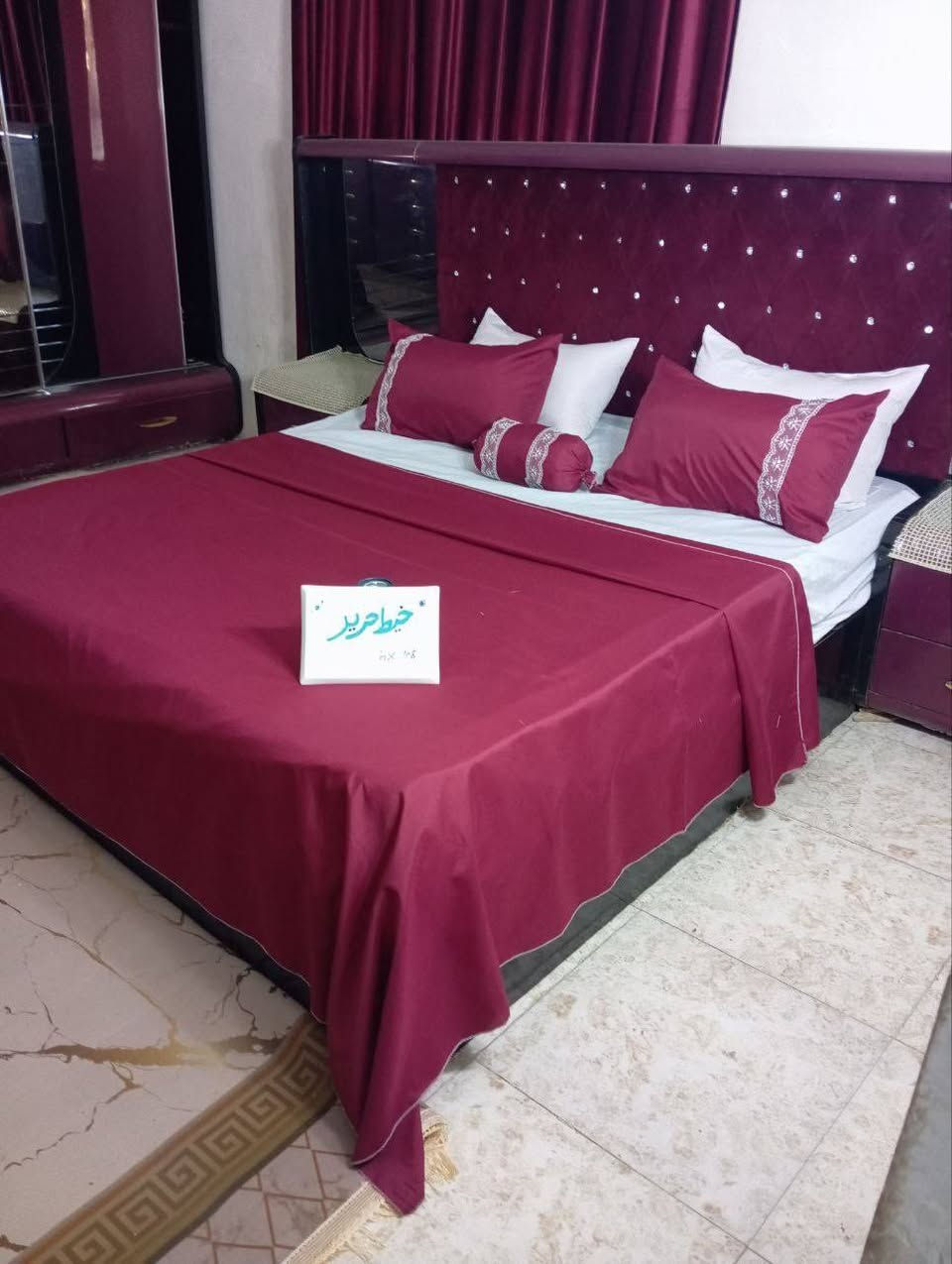 جددي بيتج وأضيفي لمسة برودة وي (خيط حرير) 🏠❄️
يا هلا بكل متابعاتنا العزيزات...
الجو حار والبيت يحتاج تجديد يبرد القلب! بمشغلنا نوفرلكم أجمل موديلات خياطة الفرشات والبرادي:
✅  (كفرات) فصال وموديلات تجنن.
✅ برادي مودرن (تركي، مخمل، شيفون) بدقة عالية.
✅ دوشمة وتعديل جلسات أرضية بلمسة فنية.
شغلنا نظيف، مواعيدنا مضبوطة، والأسعار؟ أكيد نراعيكم وتدللون! 😍
📍 العنوان: ناصريه الشطره توصيل فقط 
📞 للتواصل والحجز: *********** (أو مراسلة الصفحة مباشرة)
