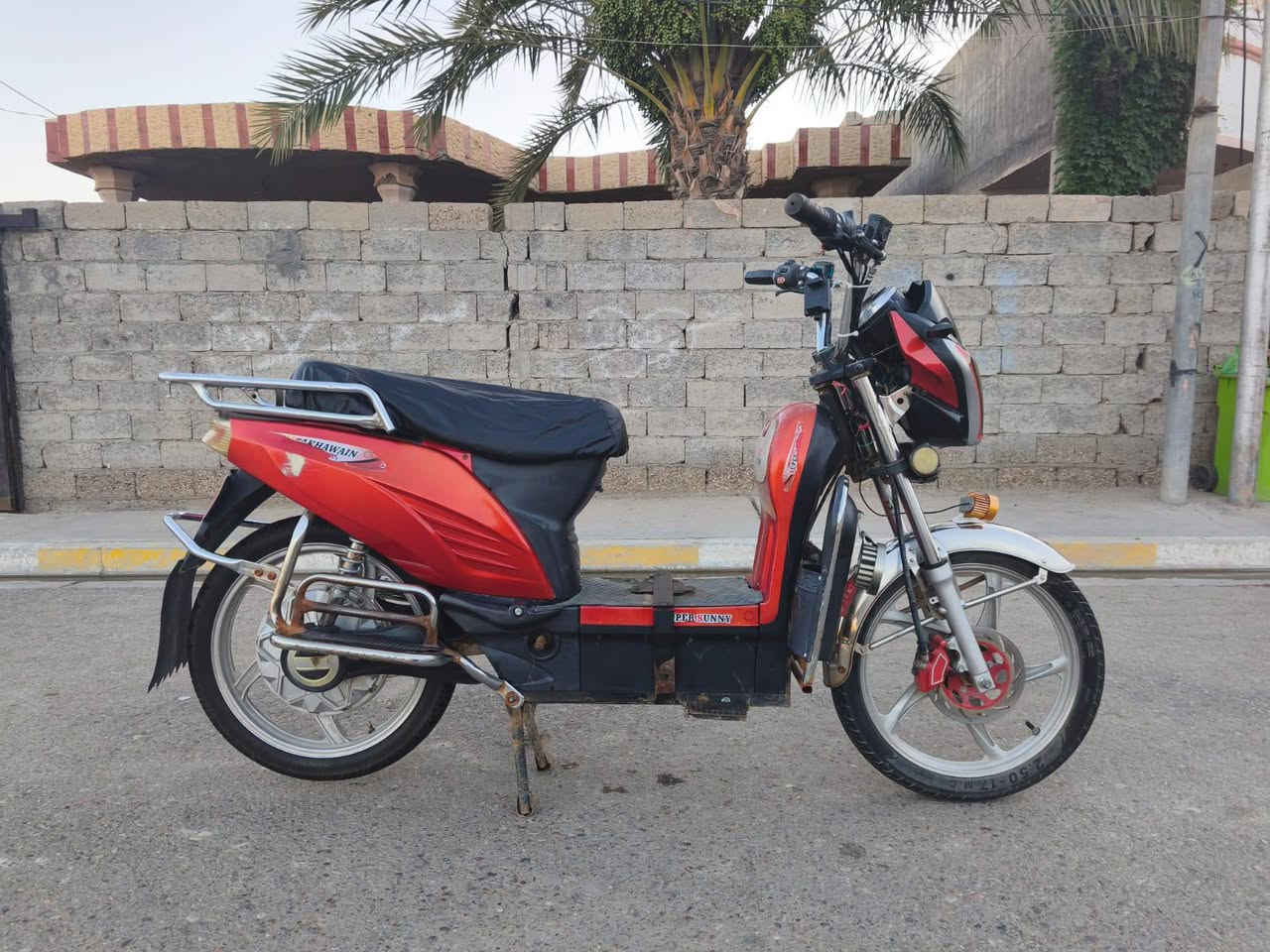سلام عليكم
دراجة شحن هارلي  للبيع كشر بدون بطاريات
 كامل عل فحص السعر/ 150الف وبي مجال حك الجيه
الرقم الاتصال/
/*********** /***********
