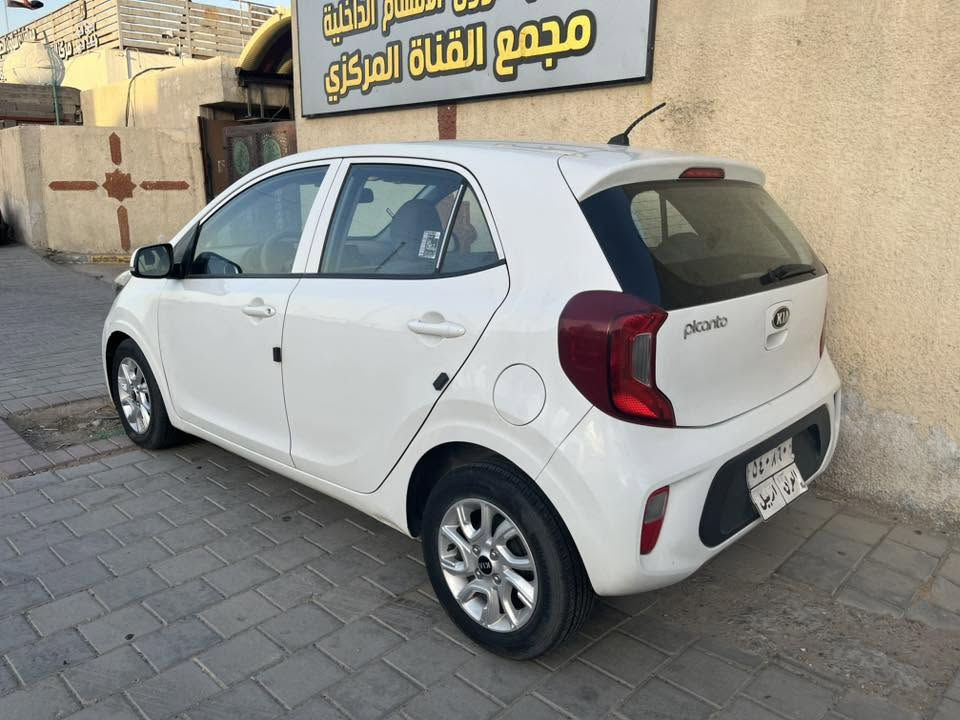 السلام عليكم
ييكانتو 2019 خليجي رقم اربيل محرك كبير 1400 سيارة جديدة ماشية 46 الف بيها صبغ بين الجاملغ والبنيد بدون دواخل كلها بلادية حتى التايرات مال شركة بلاديات  بانزين كله محسن لو سوبر افولها مكاني شارع فلسطين السعر 85 للاتصال ***********
