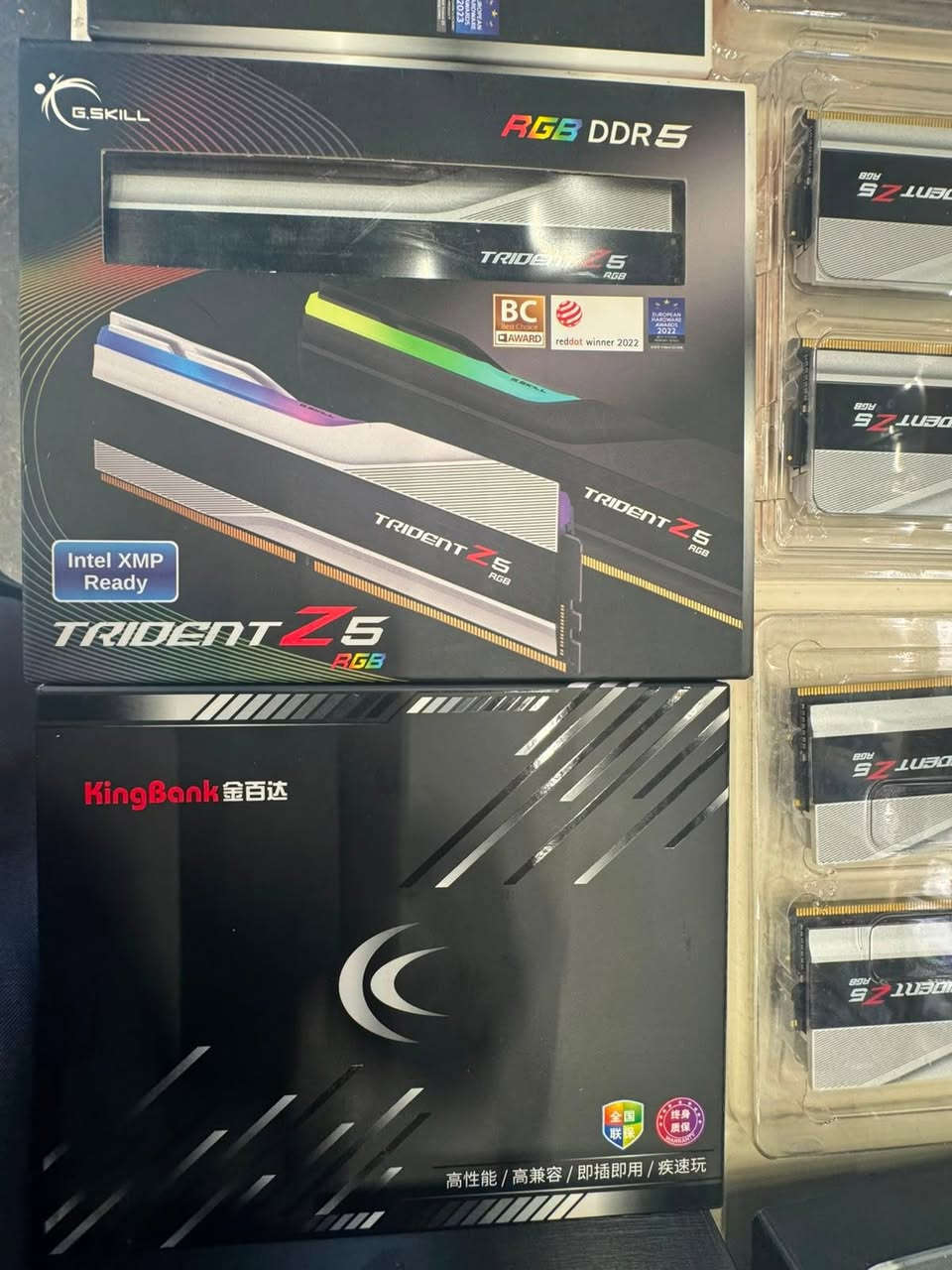 🔥 رامات DDR5 جديدة متوفرة وبأسعار منافسة 🔥

✅ جميع الرامات جديدة 100%
✅ ضمان 6 أشهر
✅ أداء ممتاز للألعاب، المونتاج، والاستخدام الاحترافي
✅ الكمية محدودة

📦 الأسعار:

🔹 G.Skill DDR5 16GB×2 5600MHz — 340$
🔹 G.Skill DDR5 16GB×2 6000MHz — 365$
🔹 G.Skill DDR5 16GB×2 6400MHz — 390$
🔹 G.Skill DDR5 16GB×2 6800MHz — 405$
🔹 G.Skill DDR5 16GB×2 7200MHz — 450$
🔹 G.Skill DDR5 16GB×2 7800MHz — 495$

🔹 Acer Predator Elite 2×32GB 6000MHz CL30 (Original Box) — 745$

🔹 KingBank RGB DDR5 16GB×2 6000MHz — 350$
🔹 KingBank RGB DDR5 16GB×2 6400MHz — 370$

🔹 KingBank / Asgard DDR5 8GB 5200MHz — 130$
🔹 KingBank / Asgard DDR5 8GB 5600MHz / 6000MHz — 140$

🔹 Kingston / Corsair DDR5 16GB 5600MHz RGB — 225$
🔹 Kingston / Corsair DDR5 16GB 5600MHz Non-RGB — 235$

📩 للحجز أو الاستفسار راسل الصفحة أو تواصل على الخاص.
🚚 يتوفر شحن إلى جميع المحافظات.
💯 السعر مقابل الجودة… والضمان يضمن راحة بالك.


**إذا كنت صاحب هذا الإعلان وتريد حذفه لأي سبب، رجاءا أرسل رسالة إلى الدعم الفني**