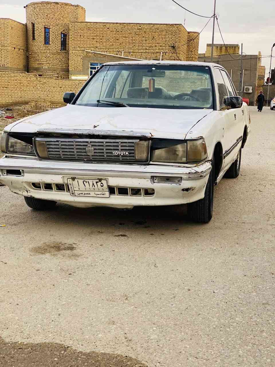 سيدان ايسر بلاد ما ملعوب بيها مكينه وكير وكسن شرط سياره ناعمه شرط ١٨٠ تحطهن كلهن  تحويل ثاني يوم عوزها ترتيبات بصيطه مكان سماوه ناحيه الدراجي ***********بيه واتساب السعر ٢٥
