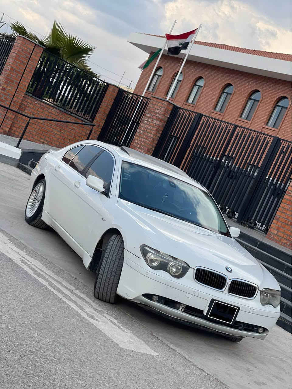 bmw 745i v8                              وات وات فرۆشتنی خێرا .سلاو لە هەموو لایەک  وات وات مۆدیل٢٠٠٥ ساغە مووس و براوە نیە فوول فوول مواصەفاتە داعمو لێدراو بۆیاخی نیە سەیارەکە لە رەسمەکان جوان ترە ٤ کوشن کارەباو هیتەر سلاید تەبرید سارد و گەرم مەزبووت بەصمە یەک هەفتەتە تاقمێ تاتەی لۆکم بۆ بەستووە هەموو کارەبای گیانی ئیشەکات  کۆدی ئاسایشی بۆ کراوە سعری ٥٥ گەلایە خوار بازار ژمارەی موبایل *********** شوێن   هەڵەبجەی شەهید   تکایە مووشتری نیت سەمان مە ئێشێنە لەگەل ڕێزو حورمەتم حلبجة, السليمانية
