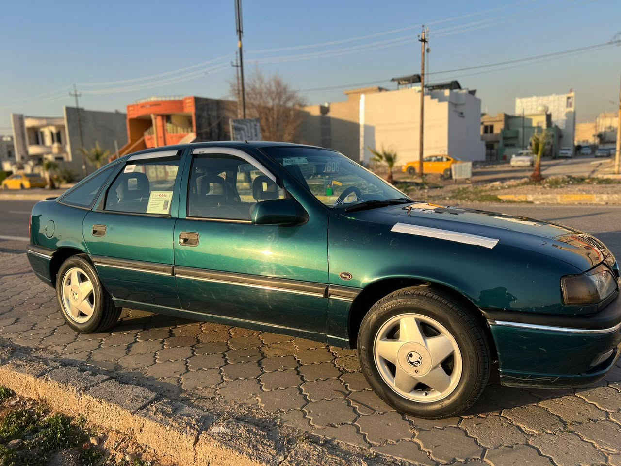 سلام عليكم سياره اوبل فكترا موديل 95 وارد الماني فول مواصفات بدون سلايت كير اوتوماتيك اربعه جامات كهربائي سنويا لحد 24 دفتر بنزين بيها سيارة بدون حادث بس جاملغ خلفي صبغ 4طايرات جديد قفل مركزي شرط تحويل ثاني يوم محرك 20 للصرف ولا بخار السعر 43 بي مجال بسيط شراي خابر ما اجاوب رساله عنوان كركوك رقم موبايل *********** كركوك, العراق
