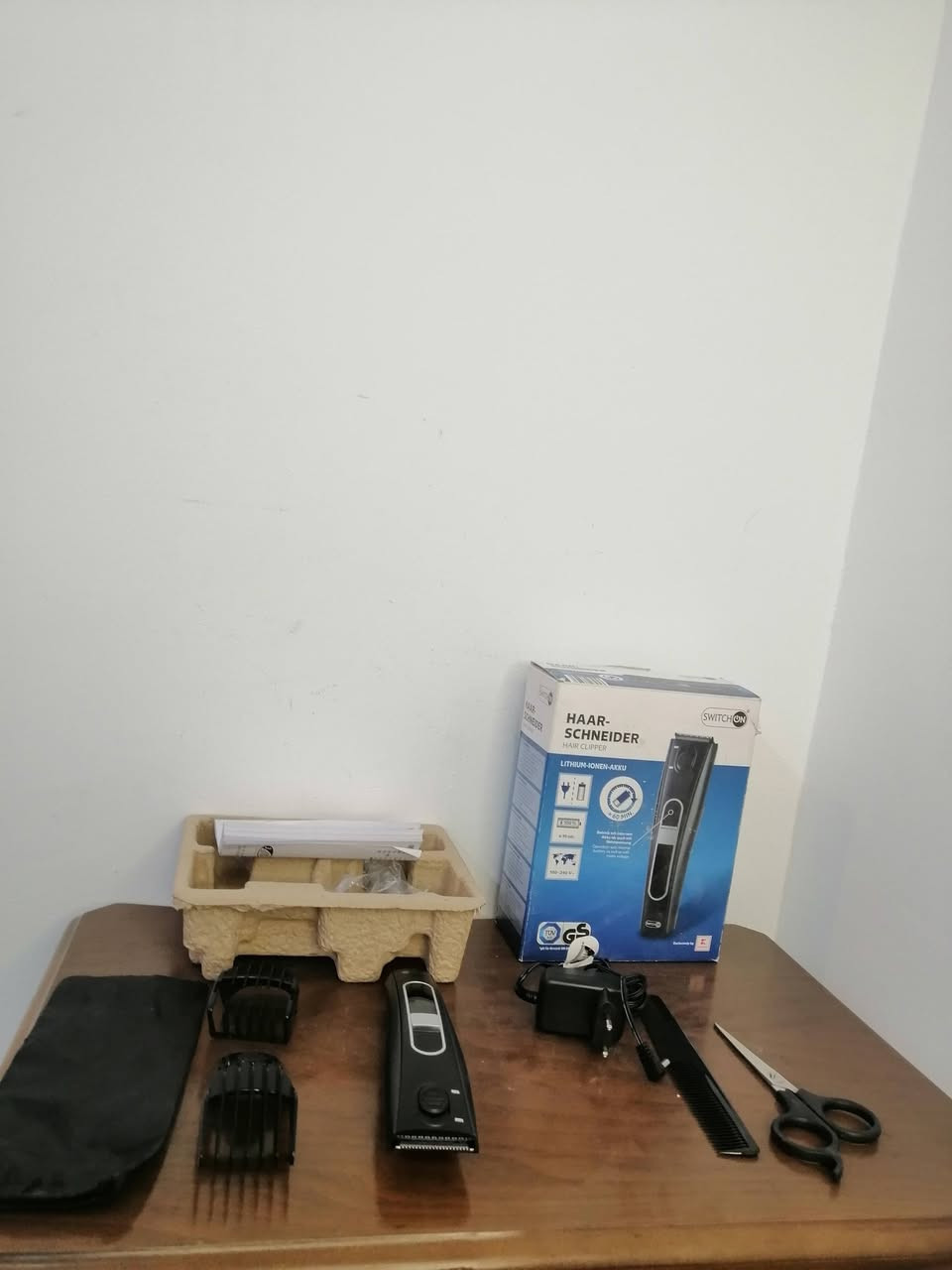 ماكنة حلاقة تدريج ماركة سويج اون الألمانية جديد غير مستخدم كامل ملحقات
بسعر ٢٠ ألف دينار


**إذا كنت صاحب هذا الإعلان وتريد حذفه لأي سبب، رجاءا أرسل رسالة إلى الدعم الفني**