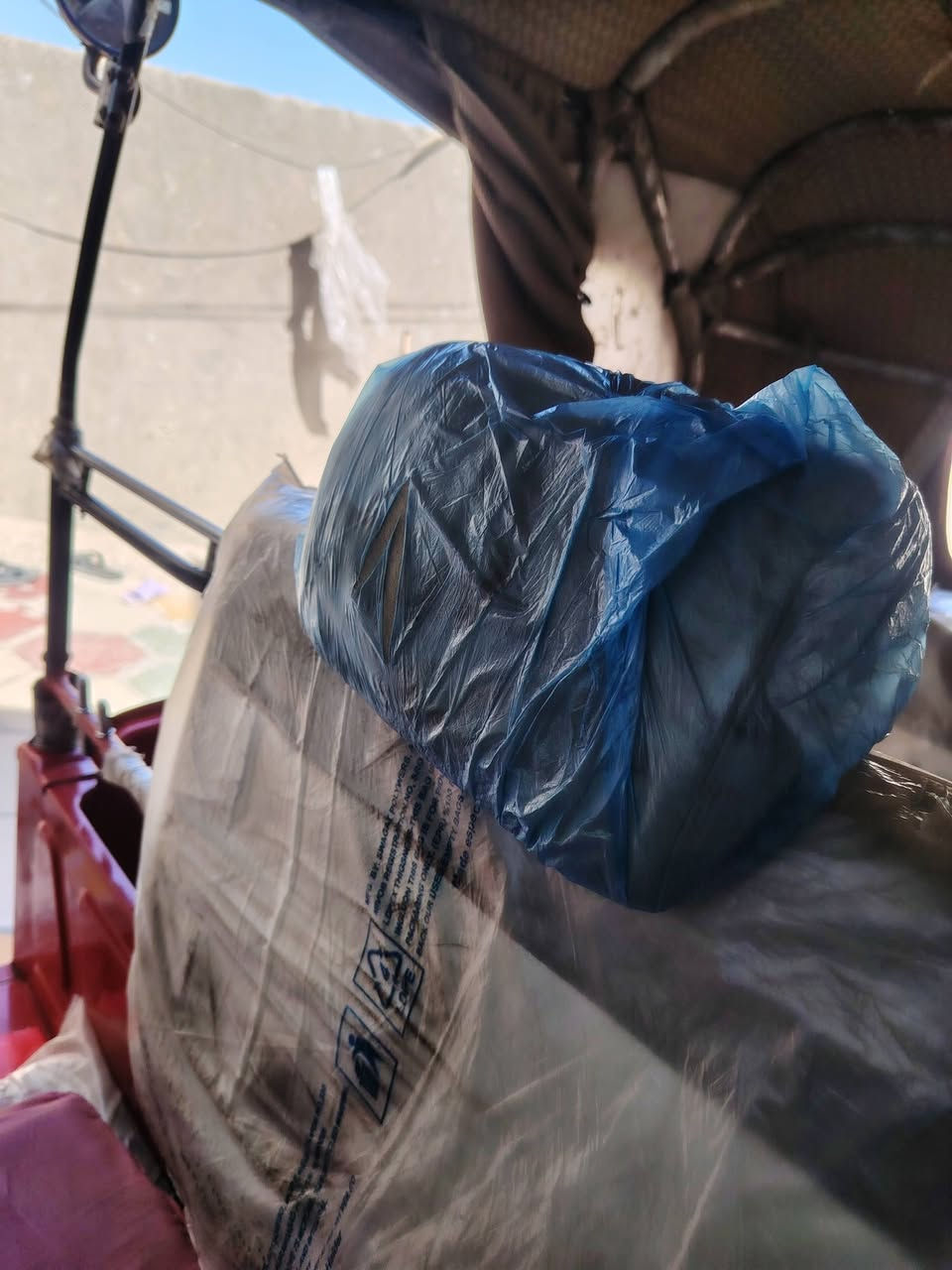 السلام عليكم تكيه للبيع العدد ثلاثه*********** السعر 75
