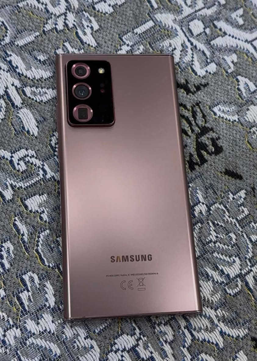 للبيع او مراوس بشي يعجبني
شراي يجي خاص او يخابر👇
***********
Galaxy Note20 Ultra
نضافو%100
جهاز بدون غراض
طبع+شخط مكفولات بشرط
دبل سيم كارت شرق اوسط 
كامرات 4k
كامره زوم50X 
بصمه بشاشه + بصمه وجه
256كيكا
8رام
معروفة مواصفات النوت
