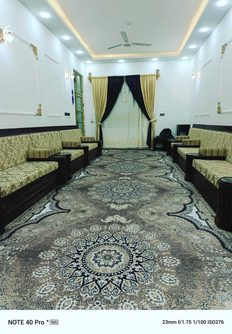 قنفات كويتي جديد بلكارتون 25متر
السعر مليونين وربع العنوان الزبير
‏‪ 0773 220 1979‬
