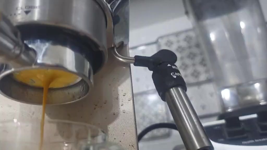 Dedica EC785 (Metallics)
تامبر سبرنك بومبر 
موزع بومبر 

بورتفلتر مكشوف 
بورتفلتر مضغوط 

طاحونه ديلونكي معدله ع طحنة الباسكت المكشوف


**إذا كنت صاحب هذا الإعلان وتريد حذفه لأي سبب، رجاءا أرسل رسالة إلى الدعم الفني**