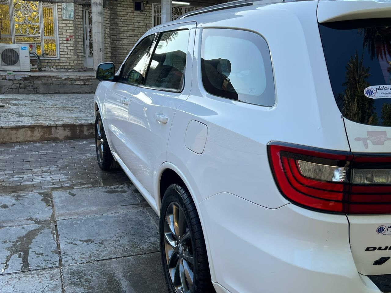 السلام عليكم
دوج دورنگو 2018 
وارد امريكي دخول 2023 بكتاب دبلماسي رقم بغداد
GT فول
فتحه
بصمه
مقاعد جلد ..مقاعد  كهرباء
مقاعد خلفيه سياحي..4 مقاعد تدفئه
تدفئة استيرن
اشاره ب المري
خزن ذاكرة كشن
ويل كب حجم20
دبل اگزوز
تبريد مركزي
فول تحكم شاشه واستيرن
مانع تصادم خلفي 
اطفاء ذاتي
سستم صوت beats
محرك 6..3600
دوشمه عامه كشنات وارضيه ويدات ابواب وفرس
حادثهه قبق جنطه مبدل نفس اللون اصلي
السياره بدون صبغ فقط دعاميات
بيهه تكحيل بسيط
مكينه گير تبريد صدر امامي خلفي كفاله 
تخم تاير جديد 
باتري جديد
ماشيه 75 الف
السياره باسمي
مكانهه بغداد حي البتول
***********
السعر 240 وبيها مجال
