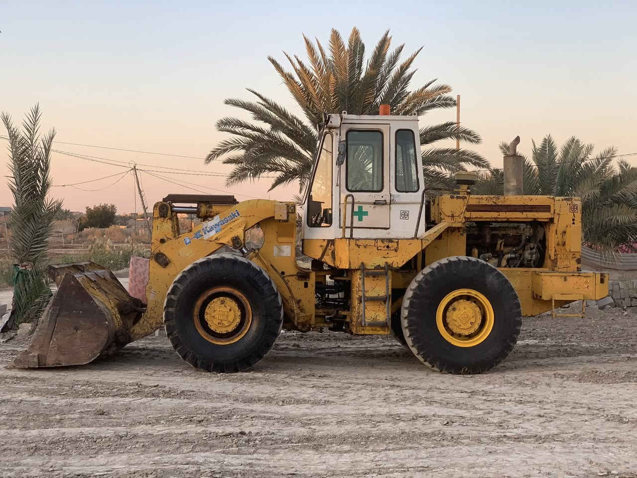 داش تو حجم 80 موديل 89 مكفوله
كفاله عامه

***********
