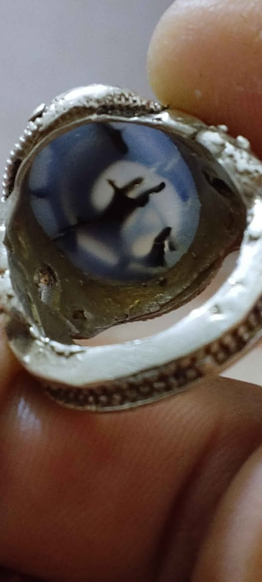 خاتم فضه ثقيله  صياغة ايرانيه خراسانيه قديمه 
عقيق يماني قديم 
سعر25 قفل البصرة, العراق


**إذا كنت صاحب هذا الإعلان وتريد حذفه لأي سبب، رجاءا أرسل رسالة إلى الدعم الفني**