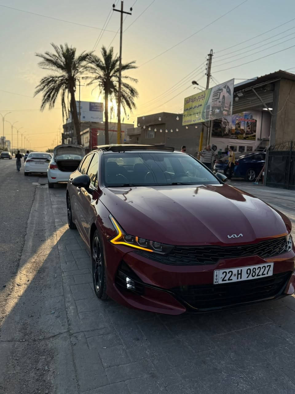 السلام عليكم ورحمة الله
كيا K5 موديل 2022 GT line فور ويل
مكينه 1،600 تيربو ✈️ 
اللون احمر♥️
الممشى 70 الف مايل
السعر 178$ وبيها مجال 
رقم اربيل تريد تحويل او وكالة
فول مواصفات
بنوراما
داخل جلد
تحكمات ستيرن 
رادار امامي وبالمري حساسات خلفي
وباقي مواصفاتها المعروفه
گير مكينه كفاله
حادثها فقط بنيد قطعه وحده 
وهنا نطخت عندي
بالجنطة والجاملغ مصلح بارد فقط ينرادله تكحيل بس مو صبغ موجودة الصور بالمنشور
العنوان: بغداد السيدية
***********
