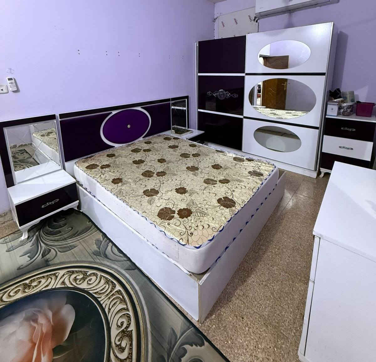 غرفة تركي اقتصادية سعرها ٤٠٠ وبيها مجال العنوان ناصرية الإسكان الصناعي النزلة الثانية قرب الكندي
***********
