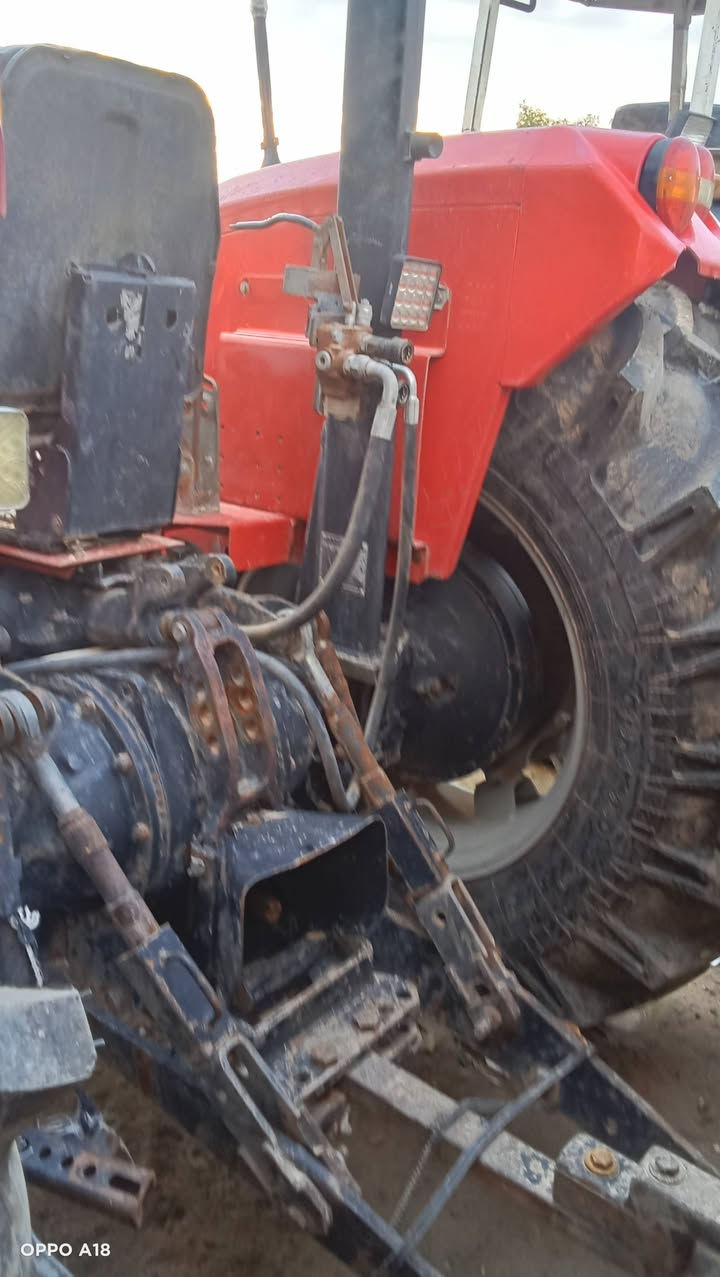 سلامو عليكم تركتر فور كسن دبل اكسن للبيع رقم اربيل شرط اتحويل موديل ٢٠٠5@للاستفسار***********
