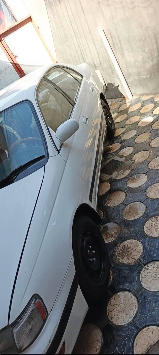 السلام عليكم ورحمة الله.. للبيع
تويوتا كرونا موديل 94 🚗
السيارة رقم بغداد إنجليزي باسمي تحويل مباشر. 
السيارة مكفولة من الضربة (مصبوغة عام للنظافة فقط).
محرك، كير، حدادية، وكهربائيات.. كلها جاهزة وبشرط الفحص، وعليها تخم تايرات.
بيها إضافات شاشة وكاميرا خلفية، والسيارة جاهزة من جميع النواحي. 
📍 المكان: النجف الأشرف - قضاء المناذرة
📞 للاستفسار والاتصال: ***********
