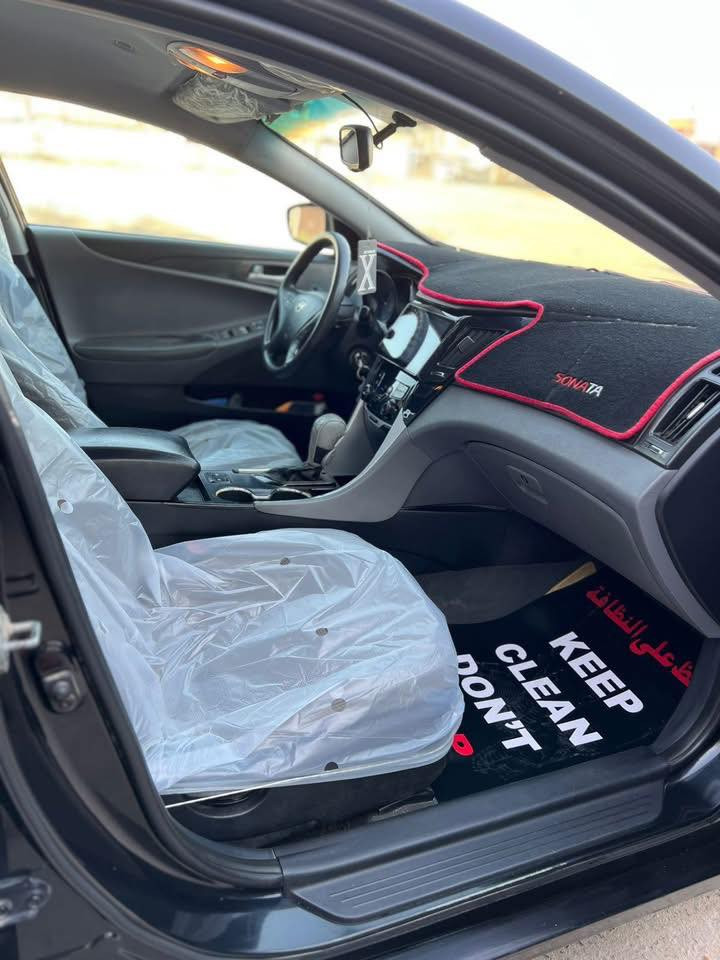 السلام عليكم سوناته للبيع 2013 امريكي 
سياره جاهزه على اخر شي مكفوله كير ومكينه 
مكان بابل حله قضاء المحاويل سعره 105 وبيه مجال للشراي 
***********
