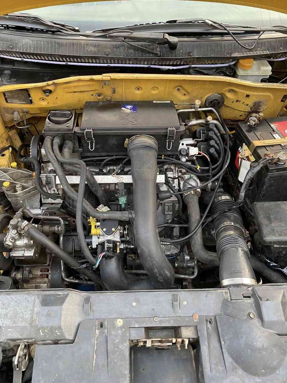 سلام عليكم سمند مديل ٢٠١٢ للبيع سياره واحد عله واحد مثل ما موضح بل صوره مكينه كير فول لا تبخير ولا تنقيص مكينه صار سبوع من شادها جديده كهربائيات كلها شغاله عالي ابيض ناصي زنون اشاير تحكم مري شاشه حديثه انترنت ابطاين رياضي سبورت تكم كامل تخم تاير السياره فول فول بغداد سعرها ٣٧ وبيها مجال  ***********واتساب وتصال
