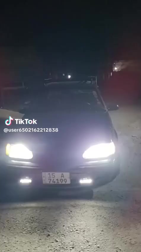 اسلام عليكم عندي سياره دايو لمس للبيع موديل 1993مصبوغه احزام محرك كير صدر كله مكفول رقم انبار  باسمي تحويل مباشر نقص قفل الجنطه ونرماده مال الباب الخلفي بيه تصليح ***********
السعر 25ورقه وبيه مجال
