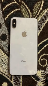 آيفون XS ماكس • ٦٤ • بطاريه ٧٩