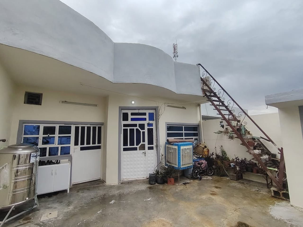 🏘🏘بيت للبيع ديالى خانقين / اوباره فرع جامع رشيد باجلان تجاوز مقدم معاملة بالبلدية على قرار 320 
مساحة 170 متر طابق واحد 
1 غرفة نوم واستقبال وصالة داخلية ومطبخ ومجمع 
علماً البيت فول عادي بس نظيف 

السعر / 38 مليون بي مجال 

للأستفسار اكثر اتصال بالارقام فقط 
***********
***********
مكتب فريا موفق للعقار
