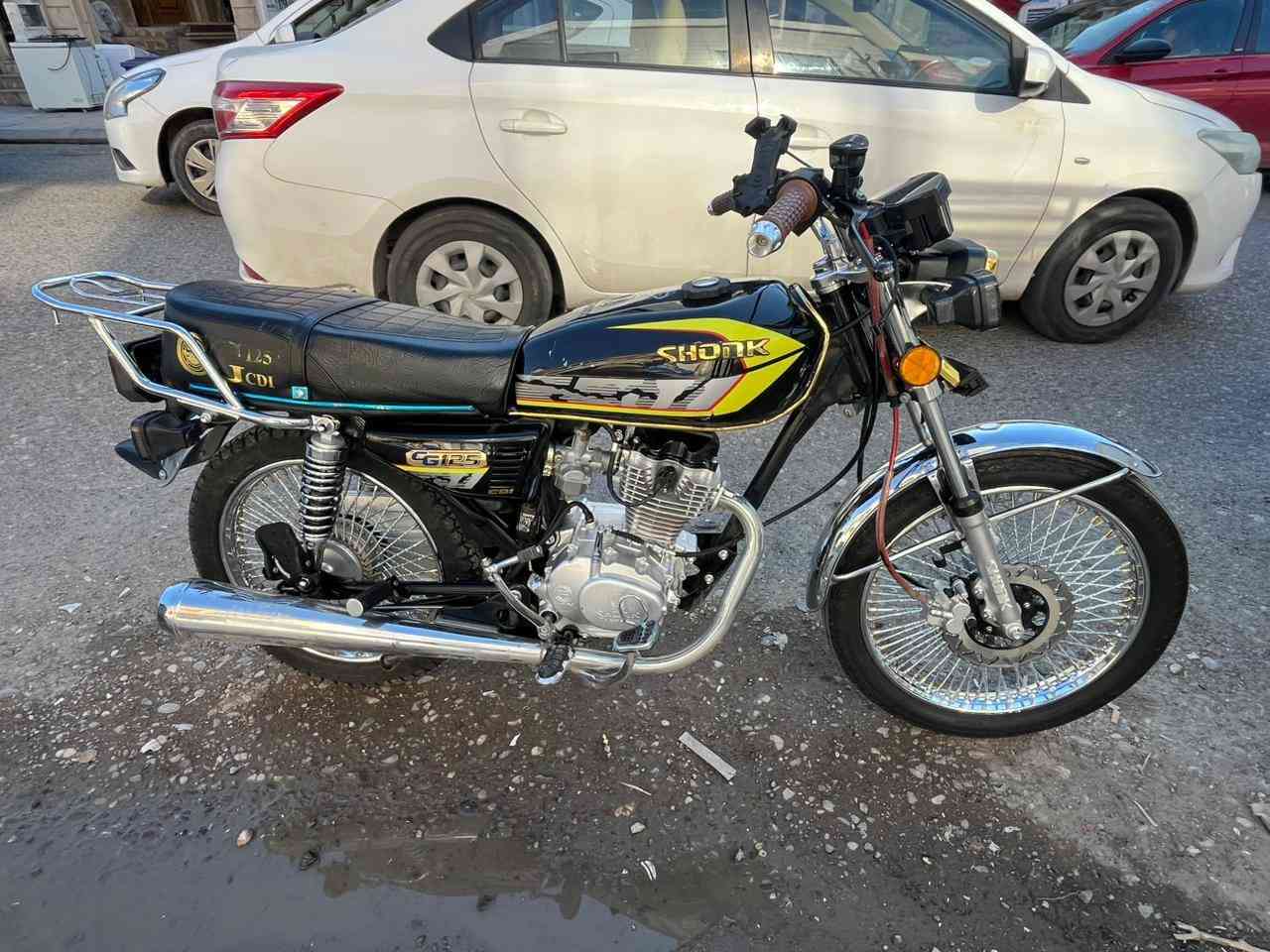 دراجه للبيع سونك مكينه كبس 4 كير 125cc
نضافه 99% المكان اربيل السعر 650 وبيها مجال بسيط واتساب  ***********
