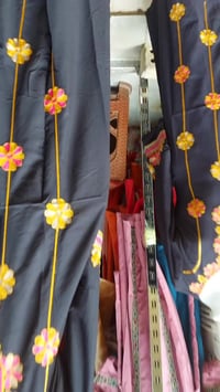 موديلات مصرية • أم وبنت • الرمادي شارع خاشع