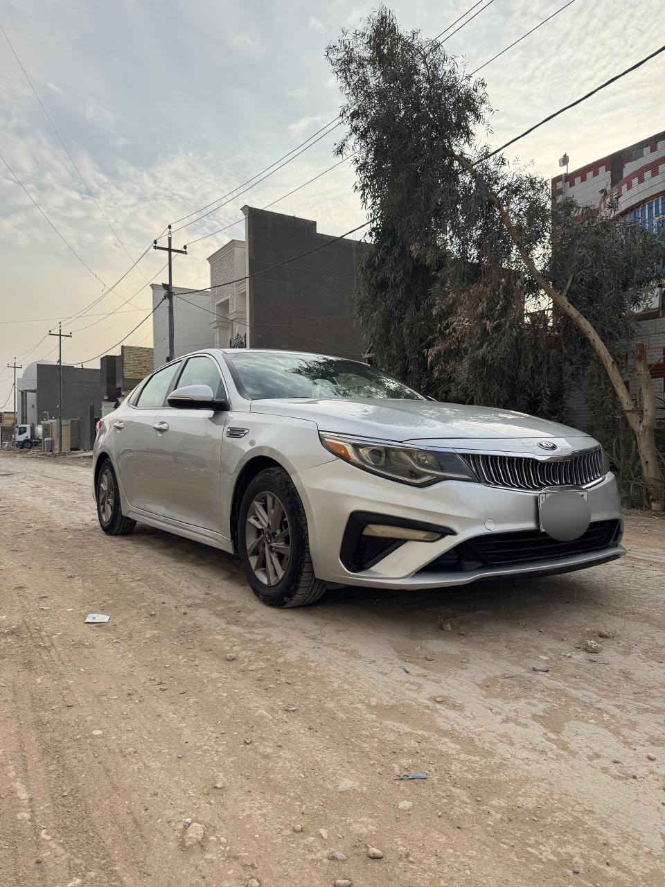 السلام عليكم للبيع سياره اوبتما وارد أمريكي موديل ١٩ رقم بابل مشروع وطني تحول مباشر السياره خير من الله محرك كير حداديه تخم تاير تبريد كهربائية كله شغاله محرك ٢٤٠٠ السياره ضرره جاملغ وبنيد ماشيه ١٠٠ مواصفات السياره شاشه كامره خلفيه حساس خلفي تحكم ستيرن اشاره بالمري تحديد مسار توقف ذاتي رادار جانبي السعر ١٣٥ وبيه مجال قليل العنوان بابل الحمزه الغربي الاستفسار ***********
