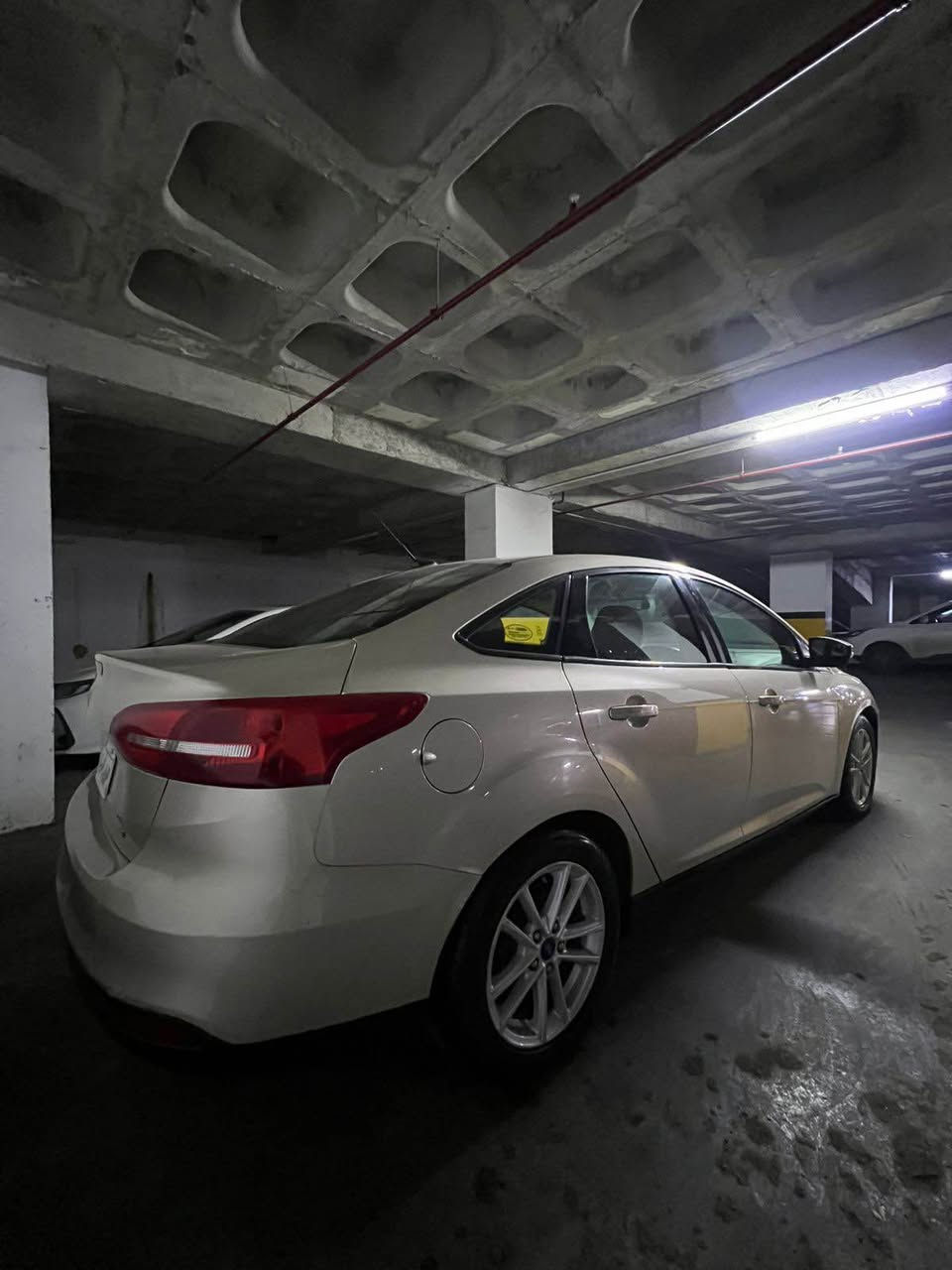 فۆرد فۆكس 2017   یەك بست سبوغ لە دەرگەی دواوە هەیە و یەك  بست تەعدیل لەگەل ٢ كارتی بچوكی هەیە  بێ ژۆرێ بێ  ئێرباگ تەنانەت لایتەكانشی بیلادین هەزەی نوێیە تا 2027     تەیای نوێیە  بێ كێشەیە سەیارەكە  124  مایل رۆشتوە رەقەم شانسیم  داناوە 
1FADP3F23HL304379 أربيل, العراق


**إذا كنت صاحب هذا الإعلان وتريد حذفه لأي سبب، رجاءا أرسل رسالة إلى الدعم الفني**