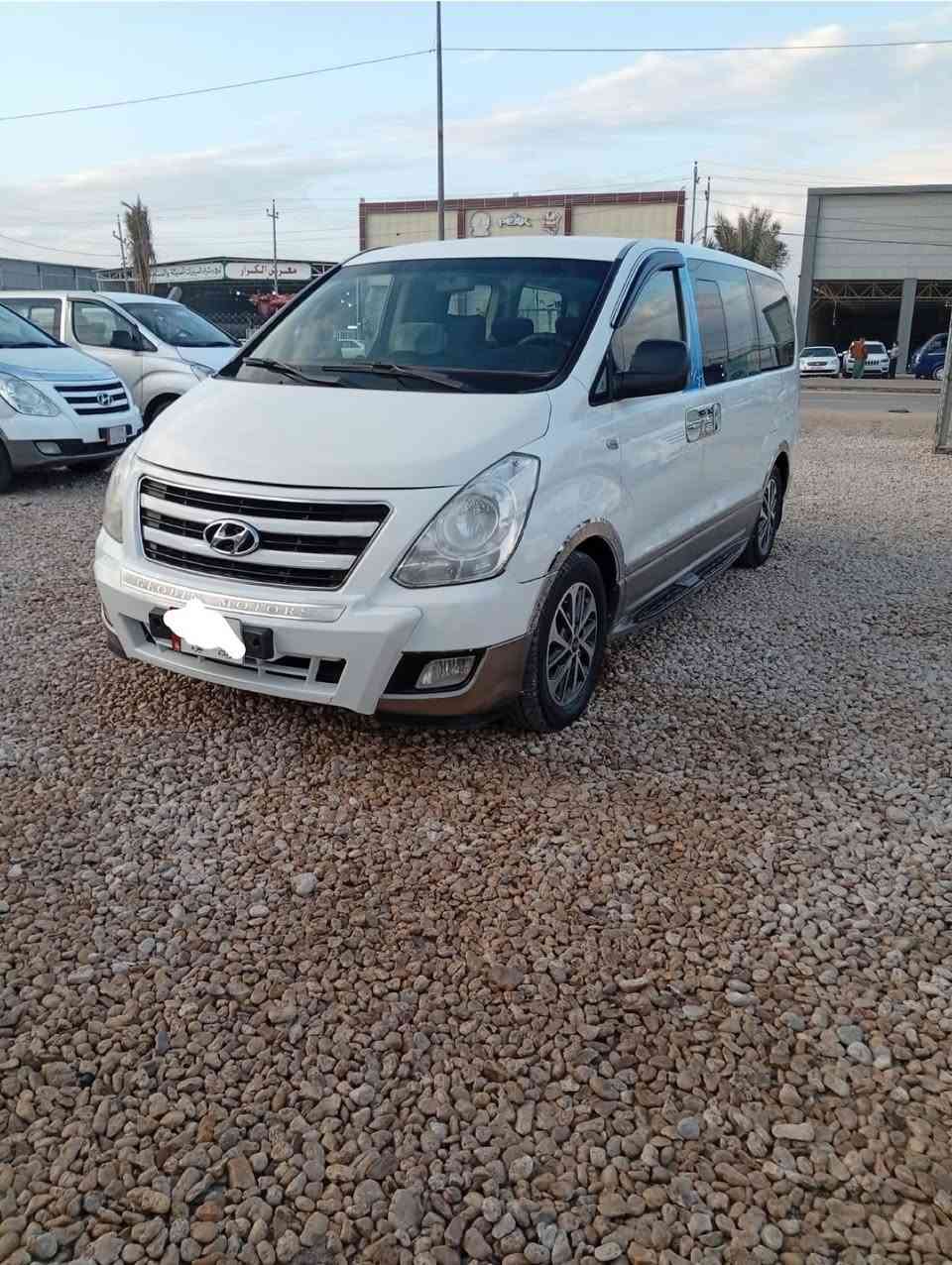 السلام عليكم سياره ستاركس موديل ٢٠١٠ سياره جاهزه ماعيزه برغي مكفوله كفاله عده الجنطه بيه مكينه بلاديه  حداديه تخم تاير كير اكسن خير من الله مكان السياره بابل قضاء القاسم خواني اني مكلف بالنشر تصل ***********
