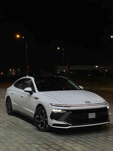 السلام عليكم 
هونداي سوناتا 2024
الشكل الجديد حرة بدون رقم منفيس بأسمي انا المستورد
ماشيه 40 الف 
مواصفاتها :-
بصمه تشغيل + بصمه ابواب 
شاشه ديجتال متصل كامل 
كيلو متر ديجتال 
كير تعليك ب الستيرن
تحكمات فول 
تدفئه كشنات 
كروس سرعه 
تحديد مسار الطريق 
لد امامي مع ترحيب عند التشغيل
لد خلفي 
ويل كروم 
رادارات  اماميه وخلفيه وجانبيه 
بعد بيها مواصفات هواي 

السياره فول مواصفات عدا البانوراما 

السعر :- 180 وبيهة مجال 

حادث السيارة تبديل قطعة وحدة بنيد ونفس الون تفصيخ السيارة بدون صبغ ولا معجون ولا دواخل ولا شاصي  كل الغراض مشتريهن تفصيخ ونفس المديل 
السيارة جديدة  وبلعافية ع ياخذهة 

صار بيهة خسفات بسيطة بلقمارة بسبب التحميل او الشحن من امريكا   

تويه مغلف القمارة اسود للجمالية تكدر 
قبل لا تشتري نشيل التغليف
***********
