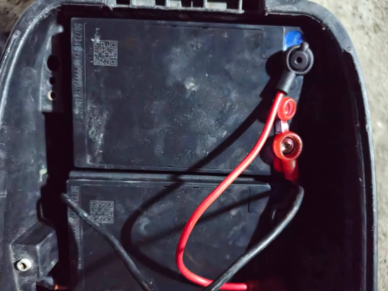 دراجة شحن حجم 20
المواصفات: 
لايت امامي شغال
دبل بصمه + سويج
تشغيل عن بعد 
بريك امامي هيدروليكي 
انذار سرقه عالي 
اربع بطاريات بالفلين بعدهن ماشيات اربع ساعات بس 
مع شاحنه 48 واط 
تمشي الشحنه لكامله 25 كيلو متر
السعر 300 قفل واحلف خسران بيها بس اريد اشتري اكبر 
البطاريات جدد اكرر هلشي
مكاني بغداد الشعب اني اجيك بيها وابيعها الك


**إذا كنت صاحب هذا الإعلان وتريد حذفه لأي سبب، رجاءا أرسل رسالة إلى الدعم الفني**