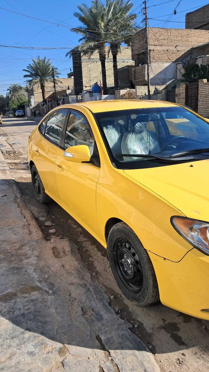 النترا 2009وارد امريكي حادث الجاملغ أمامي الجهة  اليسرى رقم بغداد دولي مصفره هيئه وغرامات محرك وكير وتبريد وصدر مكفول السعر ٩٣
 وبيها مجال رقم الهاتف ***********
