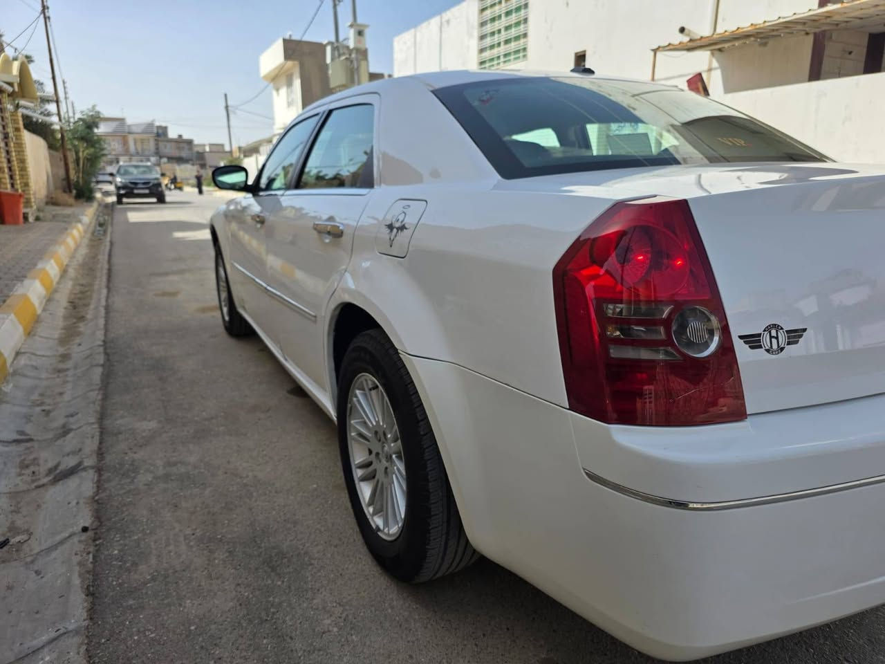 السلام عليكم اوباما موديل 2010 اصل اربع جوكات رقم بصره انكليزي سنويه جديده تحويل مباشر مكينه 3500اصل شاديها حاويه جديده اي بي اس جبير حادثها جاملغ وباب السايق جاهزه من تخم تاير حداديه امامي وخلفي جديده تبريد ثلج شاشه كشنات جلد سياره جاهزه من كلشي المكان واسط السعر98
***********
***********
