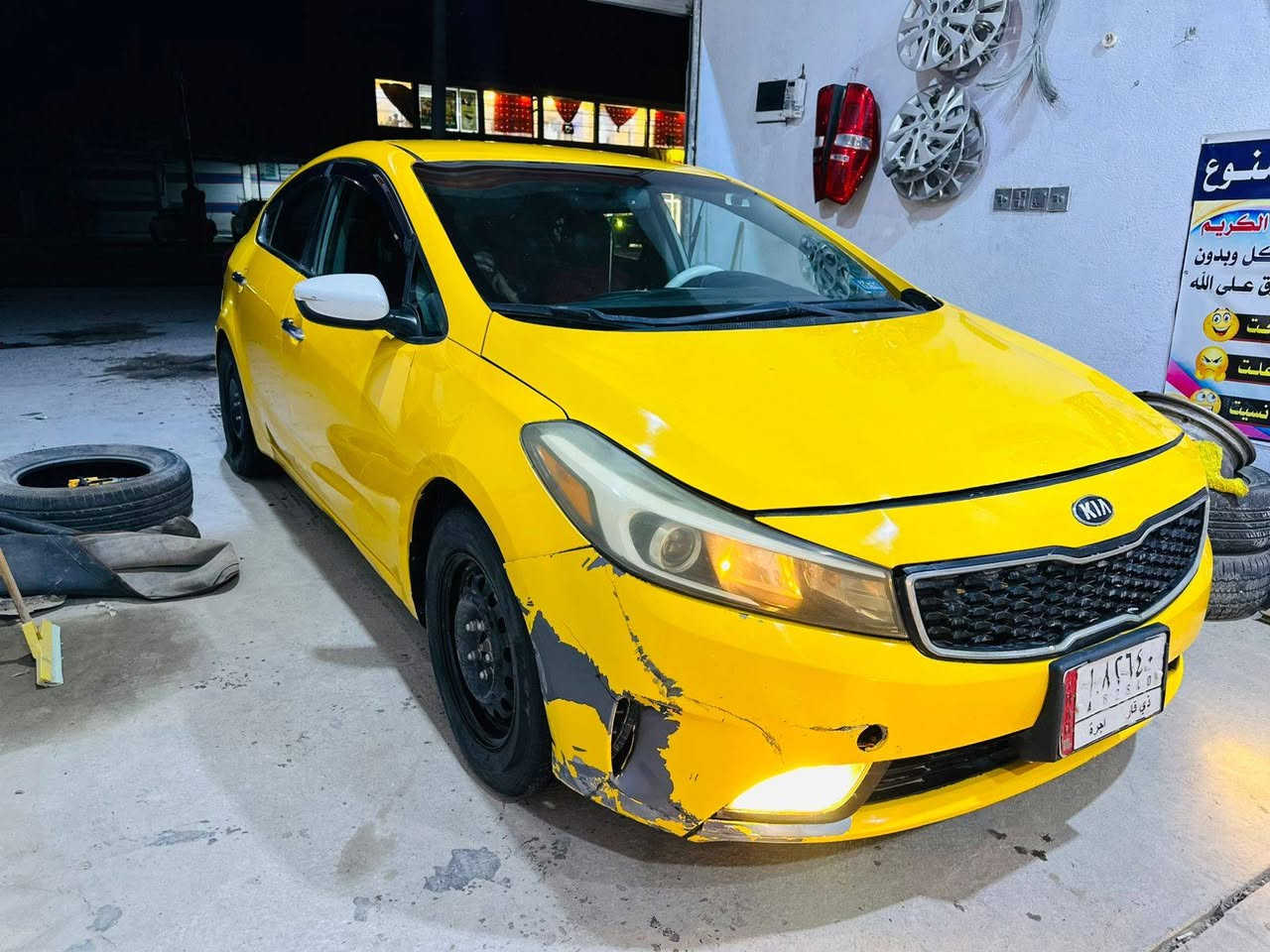 السلام عليكم فورتي 2018ضربته جاملغ وبنيد بدون دواخل شاصي ولغد مكفولات وبيه هاي الطخه بداعميه بسمي ورقم نكليزي بس استلام لوحات مصفره هيئه وغرامات مكينه 2000 دوش كير At السعر116وبيه مجال مكاني ناصريه سوك الشيوخ ***********
