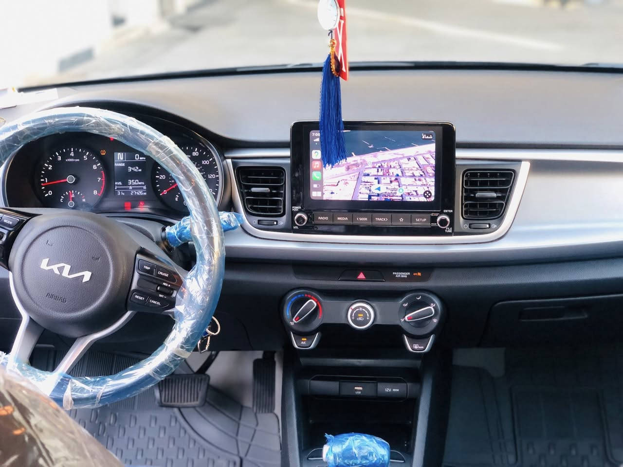 السلام عليكم كيا ريو مديل 22معوقين بأسمي رقم بصره حادث منشور بصور تبديل قطعه وحده الچاملغ جهت السائق البنيد بي شغل گد شبرين وحافت الباب بيهه شغل اثر شخوط مكينه 1600 /8نمر /8نوزل 
يرباك برده جهت السائق والستيرن 
مكان السياره بصره القبله 
السعر 120
***********
