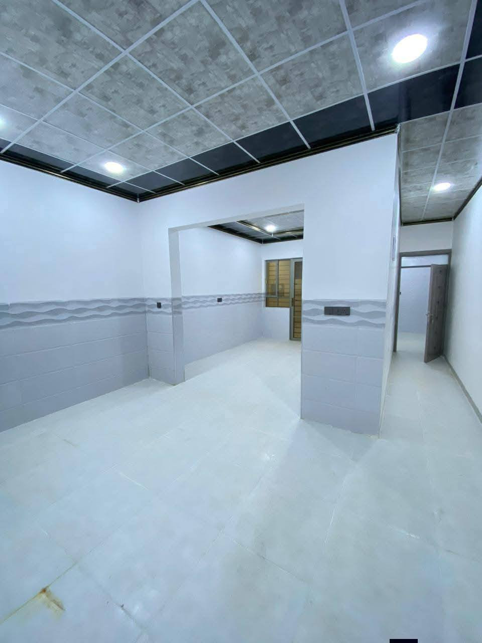 #عروض_مكتب_الدار_للعقار 
دار للبيع

حي الملايين الأولى خلف الكمرك

المساحة 100 م واجهة 5 م

ط1)) غرفه نوم واستقبال وصاله ومطبخ وصحيات
ط2)) غرفتين نوم وصاله وصحيات

بناء حديث وتسليم فوري

خدمات كامله ماء كهرباء تبليط

سند زراعي قرار 25

للاستفسار أكثر اتصل على الأرقام او 

 مراجعة مكتب الدار الكائن في بناء الجاهز مقابل الكمرك 

***********

***********

***********
