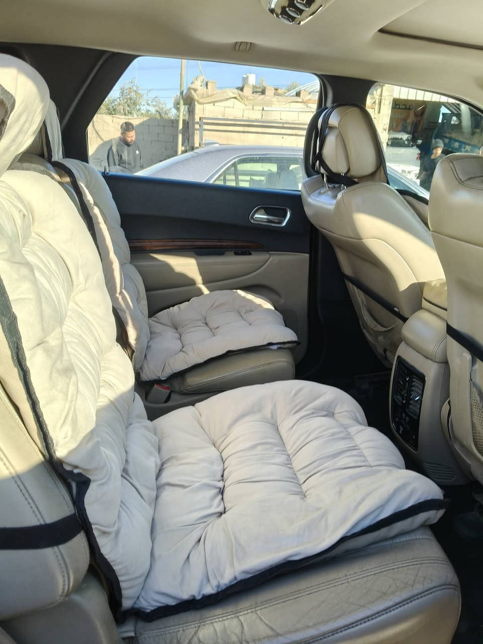 السلام عليكم
دورنكو 2016 اصل رقم بغداد دولي بسمي سنويه لغاية 2029 تحويل مباشر السياره فول مواصفات لمتد الكشنات ملكي صور الحادث بالمنشور جاملغ صبغ والثاني تبديل سته سلندر المرغوب كير ومحرك تخم تاير جديد تدفئه وتبريد حساسات كامره السياره جاهزه مابيه اي نقص بيع او امراوس حسب القناعه ويفضل مهافي مكان السياره الناصريه للاستفسار ***********
