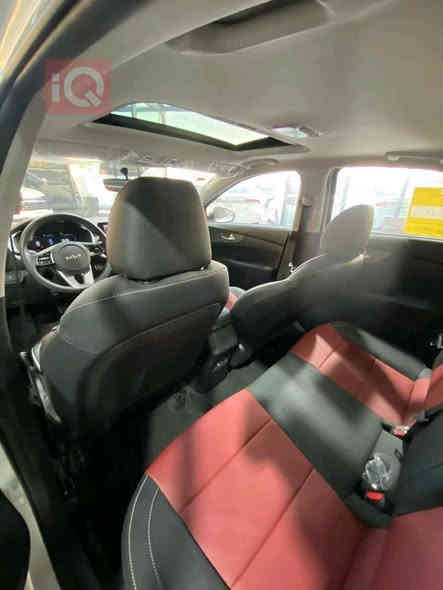 Kia 3
السعر: 23مليون 500 الف دينار مع الرقم بغداد 🔥
الموديل : 2024 زيرو ✔️
المحرك : 1.5 دبل نوزل كير 8 سرعات👍
❗️ابرز المواصفات للسيارة‼️
🔅بصمة تشغيل 
🔅شاشة جي بي اس 
🔅عداد سرعة ديجتل 
🔅مقاعد جلد 
🔅6 ايرباك
🔅لايت led زنون
🔅بك لايت led
🔅فتحة سقف
🔅اريل نفكيتر
🔅مري كهرباء
🔅حساسات
🔅كاميرا
🔅تبريد شاشة منفصل 
🔅 وفول تحكم ستيرن
🔅سايد بريك كهربائي
شركة الفرس الأبيض لتجارة السيارات 🚗
بغداد مدينة معارض البياع -الشارع المميز-مقابل كراج البياع 📍
لاستفسار يرجى الاتصال على الرقم:
☎***********
☎***********
☎ *********** 
☎***********
