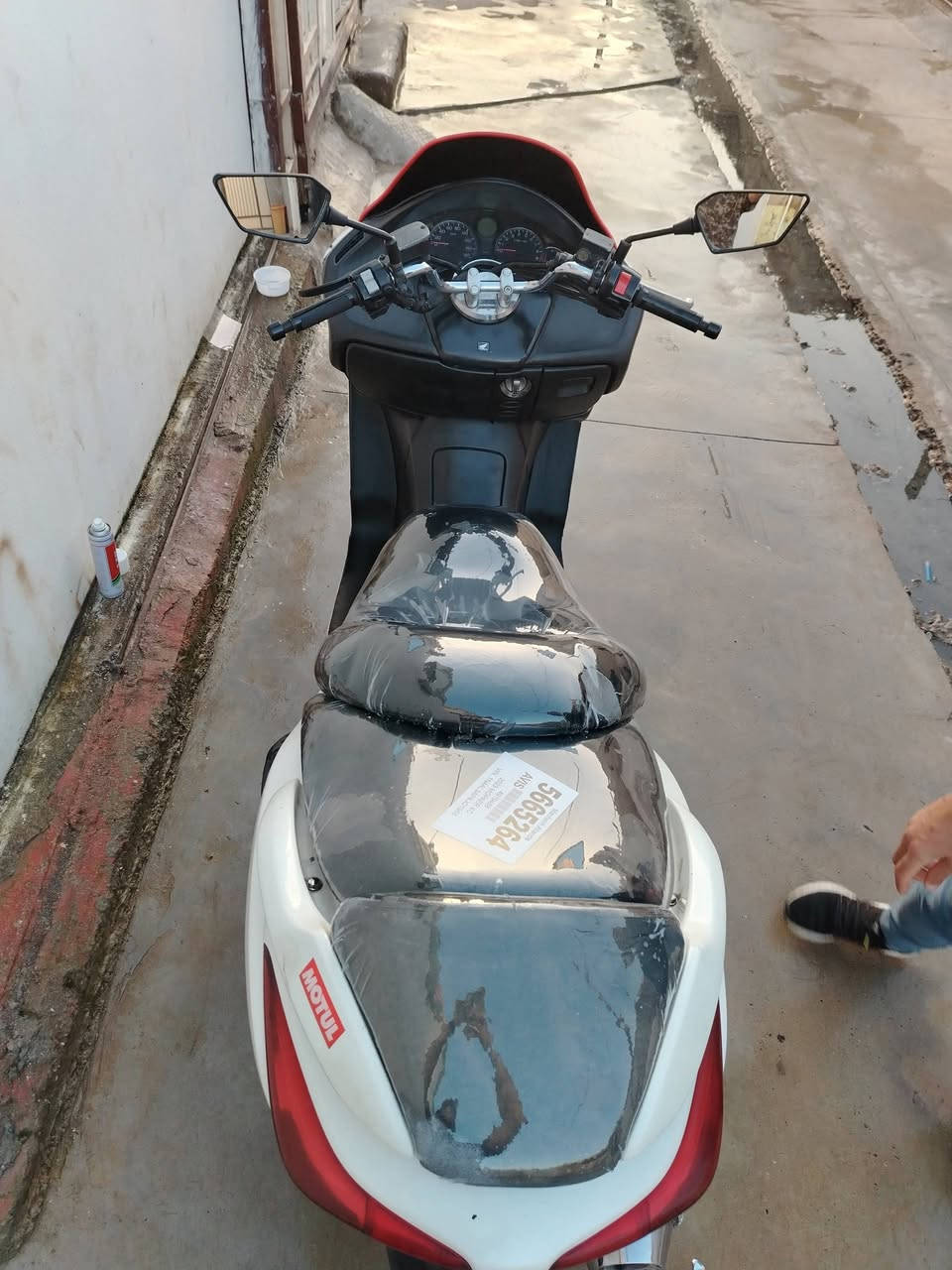 شبابنا الطيبه السلام عليكم
1_ فورزا صفر  9  كرستال عميه خرسه شرط مكينه جويتر ✅

2_ كيج حماوه_ بانزين اشاير لايت كله كامل  ✅

3_ استاند حساس تحريكه ومعدل شرط شلعه نار ✅

4_ الدراجة نضيفه كما موضح ✅

5_جاهزه ما تصرف ربع وعلى كلامي مبارك ع ياخذها✅

6_ موصل الرشيدية خاص✅رقمي ***********✅

7 ما عجبك لا تعلق ولا طب خاص تحياتي 🤍         ✅

8_ السعر 900 وبيه مجال تعال عامل وخذه مبارك ✅
