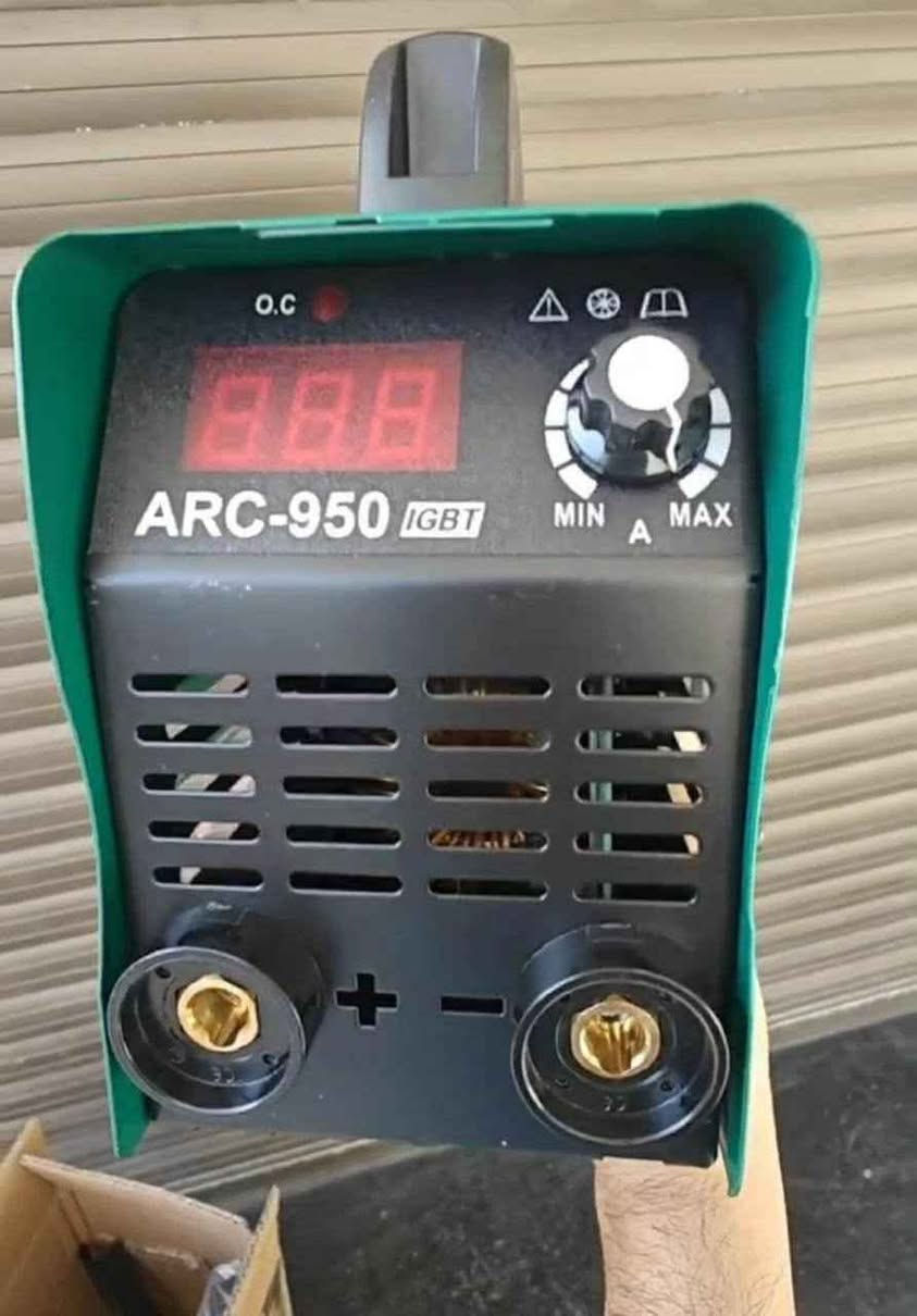 شاشة الكترونية حجم ARC950
دبل كارت
تعمل على كهرباء 4 الى 8 امبير حسب القوة المختارة
الماكنة 950 امبير, تأتي مع كيبلات حار بار بطول متر ونصف لكليهما وفرشة وواقية,
الماكنة تلحم جميع الوايرات البصرة, العراق


**إذا كنت صاحب هذا الإعلان وتريد حذفه لأي سبب، رجاءا أرسل رسالة إلى الدعم الفني**