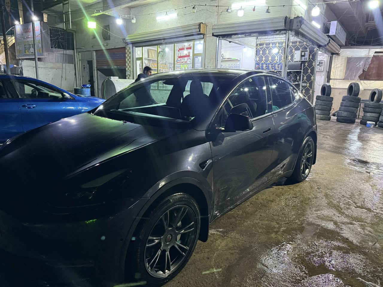 سلام عليكم تسلا y للبيع تك ماطور بطاريه كبيره موديل 24 صور الحادث بل منشور سياره ماشيه 14 الف سياره جديده مكاني بغداد ***********
