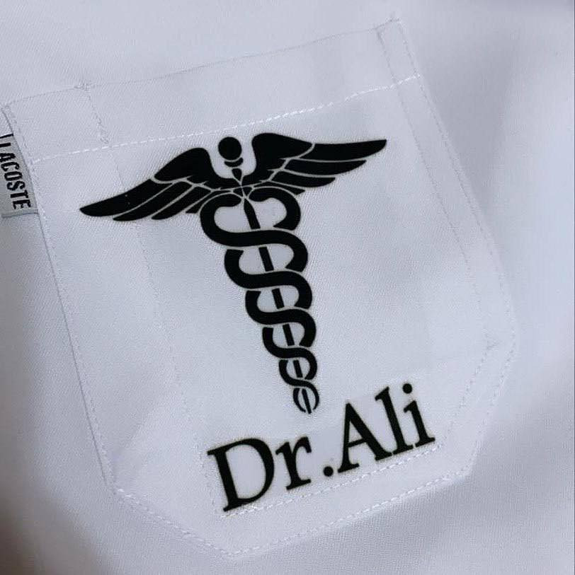 � لأن المظهر المهني يصنع الفرق
لاب كوت أبيض ✨
أنيق • عملي • مريح
مناسب للأطباء، طلبة الطب، المختبرات وكل أصحاب الاختصاص.

🖨️ توفّرت خدمة طباعة الاسم على اللاب كوت
بالشكل اللي تختاره وبلمسة احترافية ✨

✔️ قماش ممتاز
✔️ تفصيل عملي
✔️ مظهر مرتب يليق بك

📍 العنوان:
كوت – حي جهاد – نهاية شارع بيت صبر

📞 رقم الهاتف:
***********

اختيارك الصح يبدأ من هنا �
