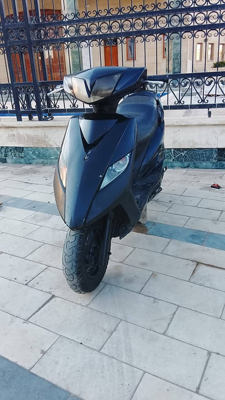 ماكس ثعلب ١٤٠ بلاديه محرك مامفتوح كابريتر بلادي كفرات بلاديه مكينه خرسه السعر ٥٥٠ مكان بغداد الكرخ شارع حيفا ***********
