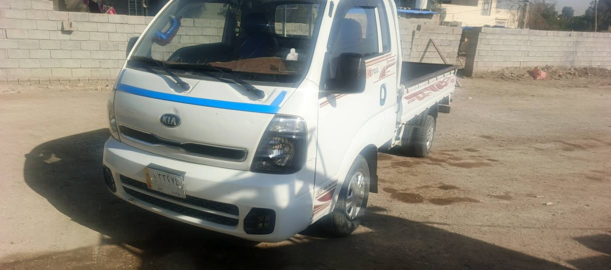 سلام عليكم مدير الكروب المحترم  كيه موديل 16 مكفولة كفالة عام رقم واسط سعر عل خاص ***********
